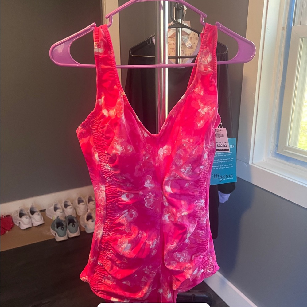 Maxine of Hollywood One Piece Swim Suits - Picture 7 of 16